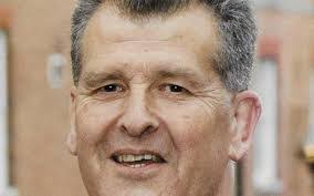 Janet Guyer's Instagram, Twitter & Facebook