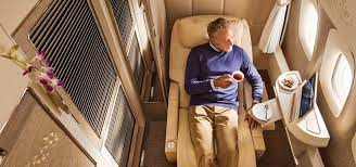 Find out more about our current network and services. Emirates First Class Kabinenausstattung Kabinenausstattung Emirates Deutschland