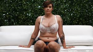 Samantha Thick With Huge Naturals Tits Casting Couch HD - Curvy Erotic