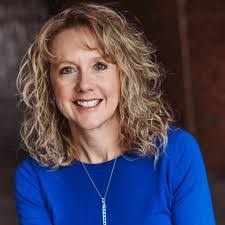 Casper Kim's Instagram, Twitter & Facebook