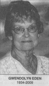 Wendy Helmick's Instagram, Twitter & Facebook