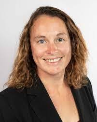 Amy Burlingame's Instagram, Twitter & Facebook