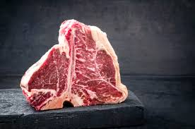 Scovare animali che potessero essere all'altezza dei palati raffinati dei nostri carnivori non è stato per niente semplice, ma ce l'abbiamo fatta. La Marezzatura Aliprandi