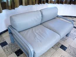 I divani moderni a due posti firmati flexform, sono soluzioni di arredo uniche, disponibili in moltissime varianti, tutte caratterizzate da alta qualità, comfort ed eleganza. Divani A Due Posti In Pelle Di Gae Aulenti Per Knoll International Anni 70 Set Di 2 In Vendita Su Pamono