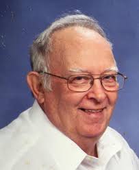 Hi my name is Janet Underwood. My brother (Bill) and sisters(Sue & Karen)  went here. Then we moved and I ended up at Kennedy. Graduated in 1979. I  think I missed out