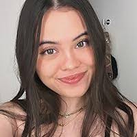 Tabitha Dickson's Instagram, Twitter & Facebook