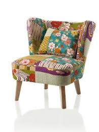 Le poltrone per camera da letto sono elementi che contribuiscono a creare un'atmosfera di grande intimità, che riscaldano l'ambiente. 42 Idee Su Sedie Sedie Poltrona Patchwork Poltrona Bergere