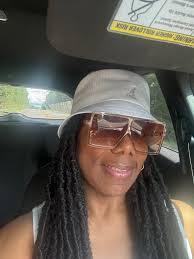 I stand right here where I'm at, 'Cause I wear my own kind of hat. 📸:  @sumnerdilworth