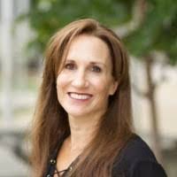 Robin Dye's Instagram, Twitter & Facebook