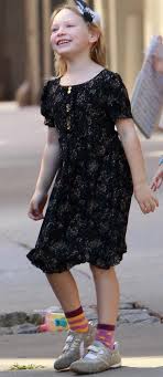 Kate winslet revealed that her daughter, mia threapleton, has begun quietly developing her own acting. Mia Honey Threapleton Wiki Age Family Today Movie Instagram Picture