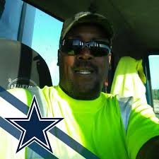 Scammer alert people, The picture is Malinda Weekly, CEO of a health  facility, Google it