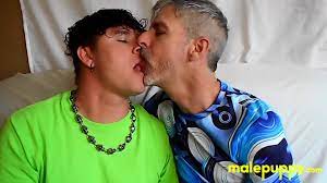 Old gay kiss porn