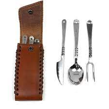Combine this with the amazingly comfortable pakka wood scale handles, and you have a set of knives that will take your carving, slicing, and dicing to the next level. Mittelalter Besteckset Aus Edelstahl Vehi Mercatus 38 95
