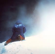 The 1996 everest disaster occurred on may 10, 1996, when four groups of climbers set out to summit mount everest. Bergsteigen Der Mann Der Den Hype Am Everest Ausloste Welt