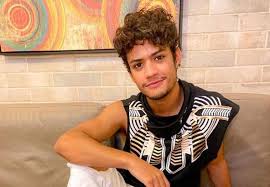 Carioca douglas barcellos, 33 anos, foi achado morto em praia. E Mentira Que O Ator Gabriel Santana Morreu Em Nova Iorque