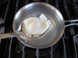 How To Poach Eggs Step By Step Photo Tutorial