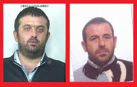 Accusati dell'omicidio di michele orsi sono anche alessandro cirillo e giovanni letizia, entrambi detenuti dopo la cattura eseguita dai carabinieri di. Camorra Ordine Di Arresto A Carico Di Due Ras Per Tentato Omicidio Si Tratta Di Alessandro Cirillo Gia Detenuto E Fabio Monaco Arrestato A Piede Libero Corriere Ce