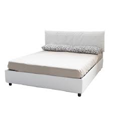 Mango, essenziale e versatile, si trasforma in letto abbassando i braccioli. Letto Singolo Tabita Itamoby Letto Singolo Con Testiera Imbottita Rivestita In Ecopelle Letti Singoli Economici Online Genova Benvenuti