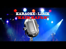 Sang sutradara legendaris gemar mengambil gambar tanpa naskah, membiarkan aktor berimprovisasi demi memperoleh kejujuran luapan rasa. Kain Kafan Karaoke Lirik By Ketapang