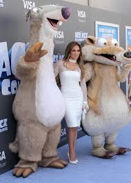 Cada año que ha transcurrido desde el primer título ha supuesto un montón de mejoras técnicas en este apartado). Jennifer Lopez At Ice Age Collision Course Premieee In Los Angeles 07 16 2016 15 Hawtcelebs