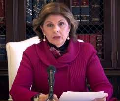 Spanish word for lawyer, including example sentences in both english and spanish. Gloria Allred Wikipedia