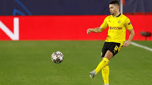 Borussia dortmund stands strong against all forms of discrimination and will always work to foster a diverse and welcoming society. Shalke Borussiya Dortmund Prognoz I Stavka Za 2 10 20 02 2021 Prognozy Na Futbol Livesport Ru