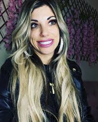 Whitney Lynn's Instagram, Twitter & Facebook