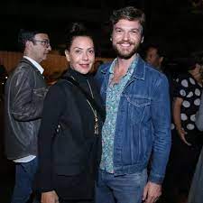 ''amorzão pra vida toda'' a atriz compartilhou uma foto ao lado do amigo e prestou uma bela homenagem de aniversário na web Lxu1upi30ei4fm
