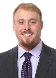 Bella Cuevas's Instagram, Twitter & Facebook