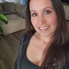 Cori Theis's Instagram, Twitter & Facebook