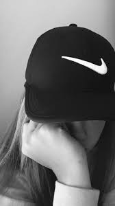 Black And White Profile Pictures For Girls Black Nike Hat Fotos Tumblr Para Instagram Fotos Con Snapchat Fotos Tumblr