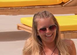 Love Island: Andrew's Team Throw Shots At Tasha In Casa Amor