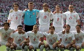 Wszyscy reprezentanci polski w piłce nożnej zjawili się już w warszawie na zgrupowaniu. Tak Zmienialy Sie Koszulki Reprezentacji Polski Ktore Byly Najlepsze Sport Wp Sportowefakty