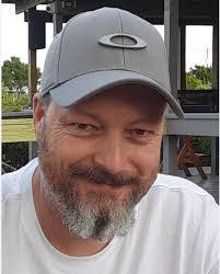 Linda Compher's Instagram, Twitter & Facebook