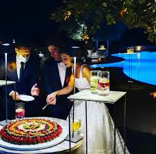 Sono lino, un attore italiano. Lino Guanciale E Antonella Festa In Grande Stile A Poco Piu Di Un Mese Dalle Nozze Dell Amato Attore