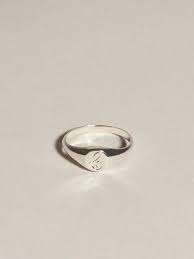 The Demi Signet Is A Smaller More Delicate Counterpart To J Hannah S Signature Signet Ring At About Half The Size Of Signet Jewelry Trends Jewelry Branding