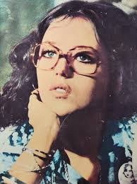 Isabelle Wall's Instagram, Twitter & Facebook