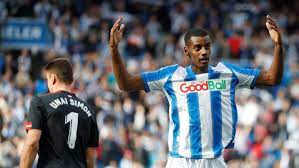 El delantero sueco de la real sociedad explica también que cumple fielmente con el estado de también cuenta alexander isak cómo mantiene la forma en el largo confinamiento en su domicilio en. Real Sociedad Alex Isak Golden Ball Spain S News