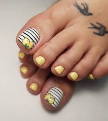 Recorta esas uñas de los pies para prepararlas para el verano, que tus dedos de los pies estén en forma. Unas Decoradas Del Pie Juveniles Toenails Unasdelpie Unasdecoradas Nailart Unas Decoracionde Disenos De Unas Pies Unas De Pies Sencillas Manicura De Unas
