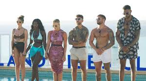 A group of singles come together ready to embark on a summer of love. Love Island Dumps Two More Islanders As Newbies Enter The Villa