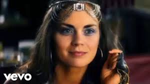 Ida Maria roars back against 'Dirty Money'