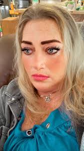 Heather Pressley's Instagram, Twitter & Facebook