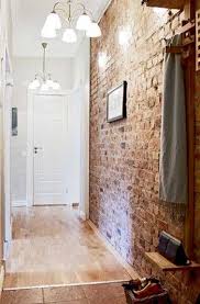 Je n ai jamais vu ça dans un interieur :??: 12 Idees Deco Pour Styliser Un Couloir Long Etroit Ou Sombre