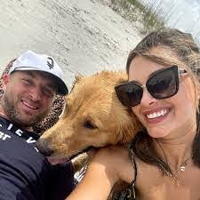 Linda Legendre's Instagram, Twitter & Facebook