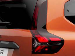 Being a busy mom shouldn't mean you have to give up your style! 2022 Dacia Jogger Name Chosen For New Seven Seat Family Vehicle