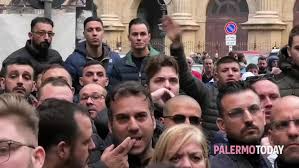Sottopasso di via leonardo da vinci, morte due persone rimaste. Mafia Operazione Cupola L Uscita Degli Arrestati Video