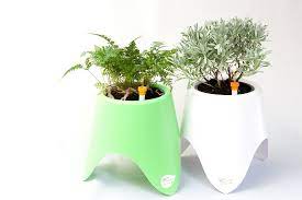 tripot i self watering planter www greenamic com self watering planter planters planter pots