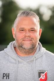 Fußball im Burgenlandkreis: Nebraer jubeln im Derby, Naumburger Trainer  tritt überraschend zurück