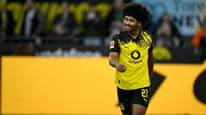 Ainda sonhando com Julián Álvarez, Barcelona faz proposta para contratar 'joia' do Borussia Dortmund