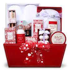 Explore valentines day gift ideas for her from ferns n petals. Valentine Sweet Baskets Ideas Aromatherapy Gifts Essential Oils Gifts Gift Sets For Her